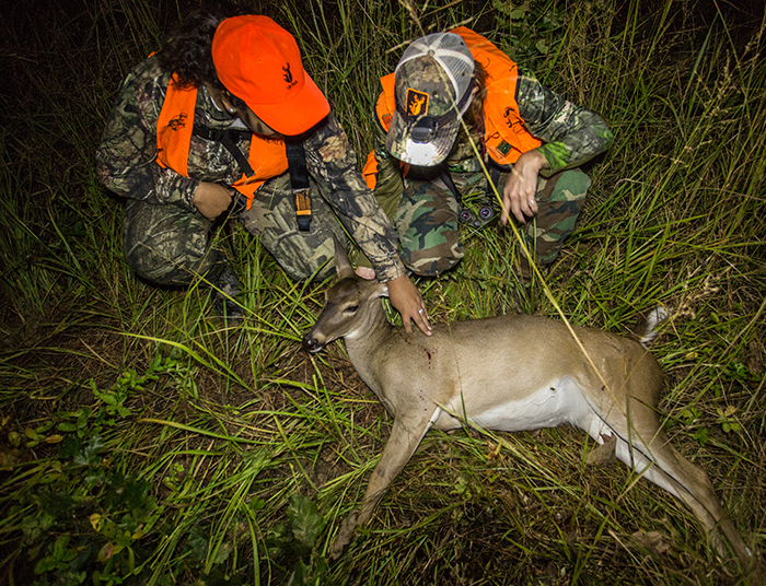 How Far Will a Deer Run After Being Shot With an Arrow 